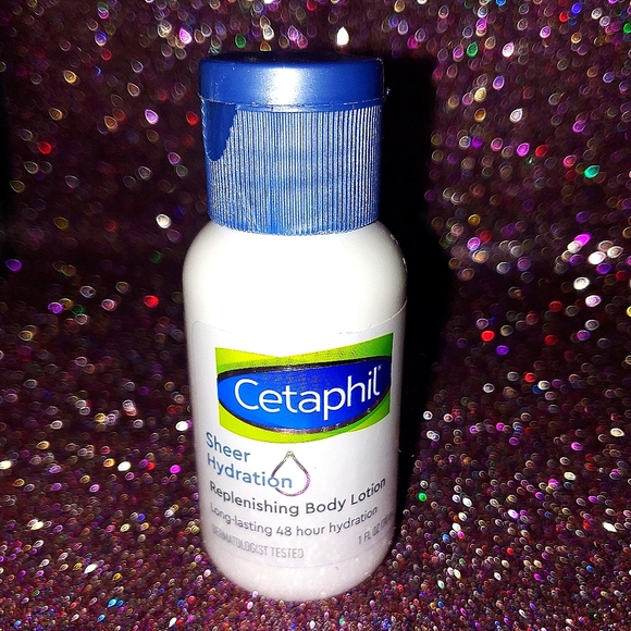 Cetaphil Bath & Body 4 Sheer Hydration Replenishing Body Lotion